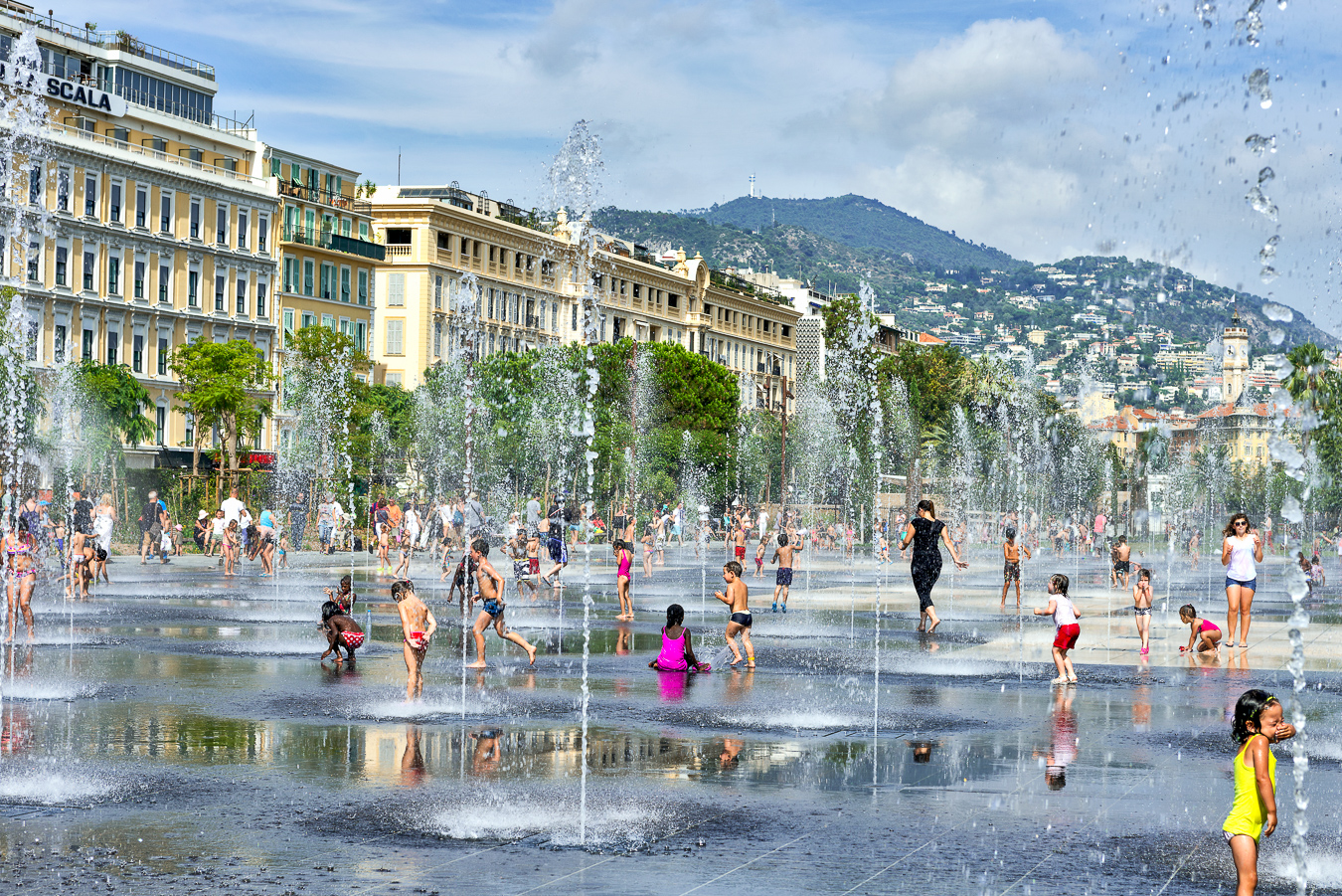 Jeux d'eau - Place Massena Nice - France